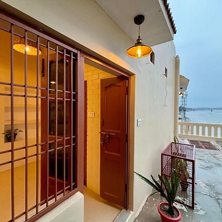 Vintage River Homestay Varanasi Exterior photo